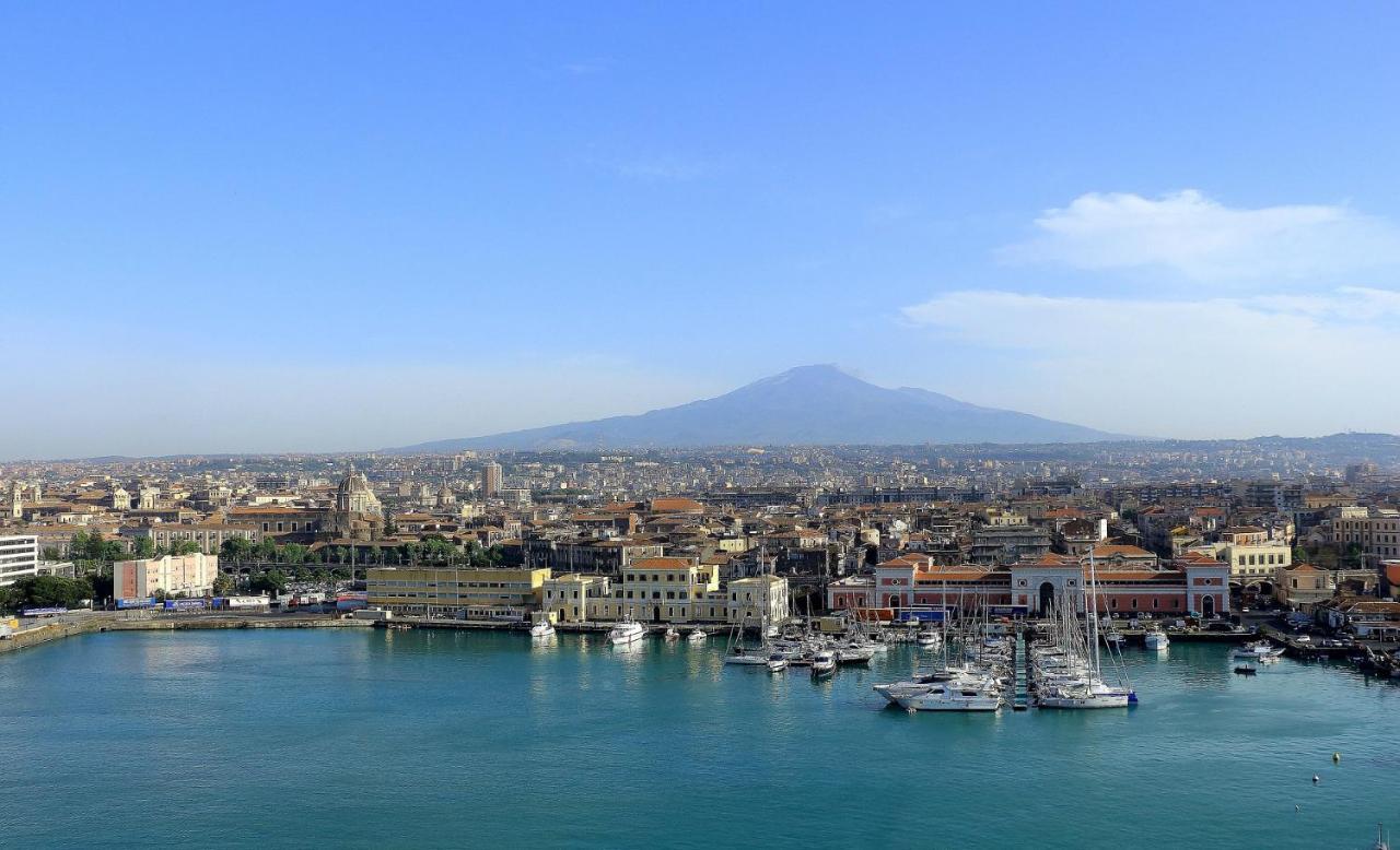 San Giuliano'S Street - Holiday Home Катания Екстериор снимка