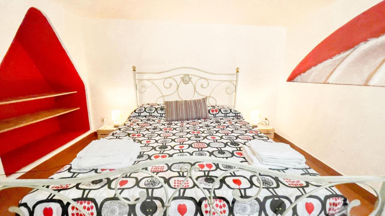 San Giuliano'S Street - Holiday Home Катания Екстериор снимка